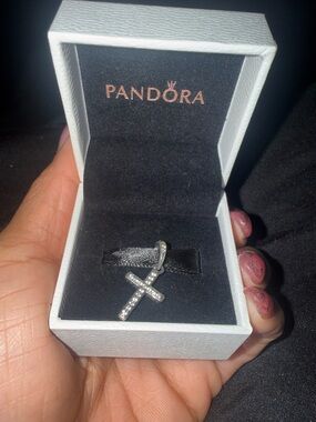 Pandora Sparkling Cross Pendant with Pavé Cubic Zirconia - Sterling Silver